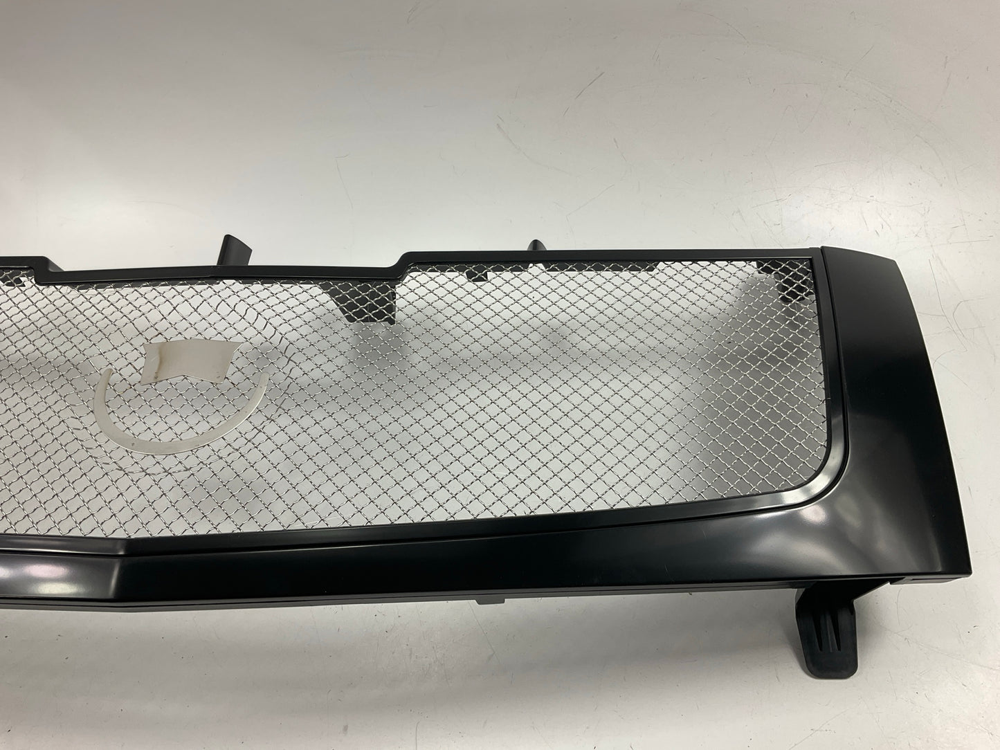 AFTERMARKET Square Wire Frame Mesh Upper Front Grille Black 2002-06 Escalade