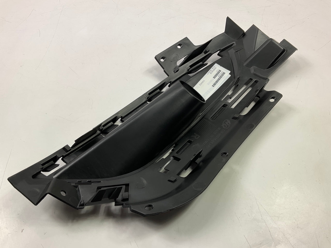 NEW AFTERMARKET Front Right Fog Light Trim Bezel For 2015-2017 Chrysler 200