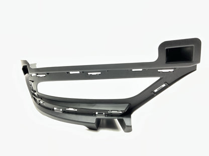 CH1039172 Front Right Passengers Side Fog Light Bezel For 2015-2021 Chrysler 300