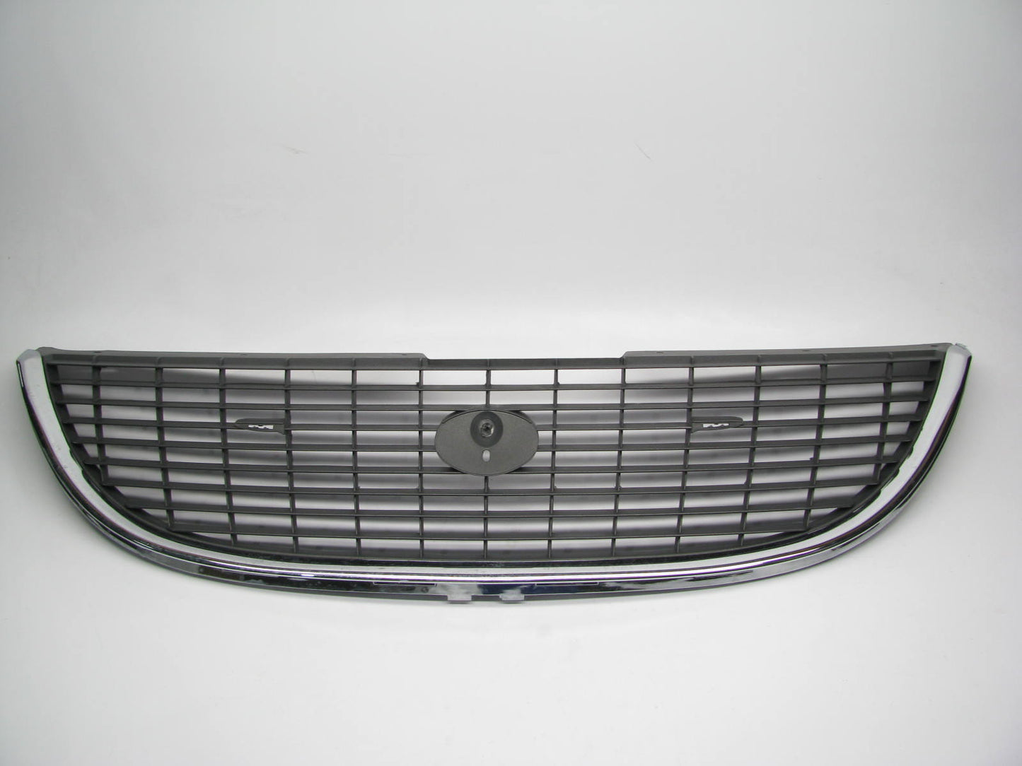 NEW AFTERMARKET Dark Gray W/ Chrome Grille CH1200246 For 2001-04 Town & Country