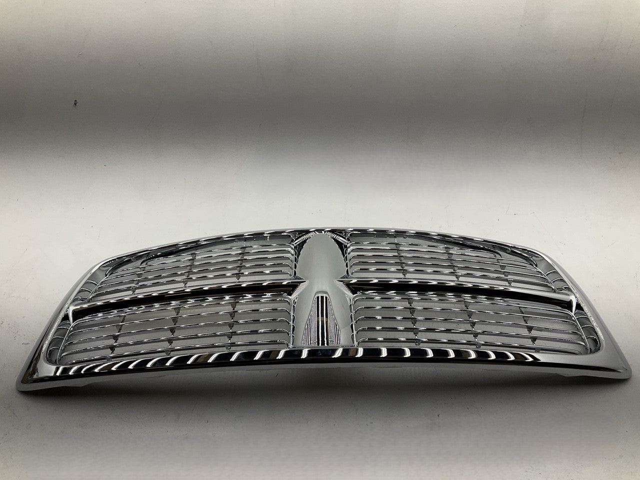 New Front Grille Grill Chrome For 2002-2005 Dodge Ram 1500 2500 3500 CH1200261