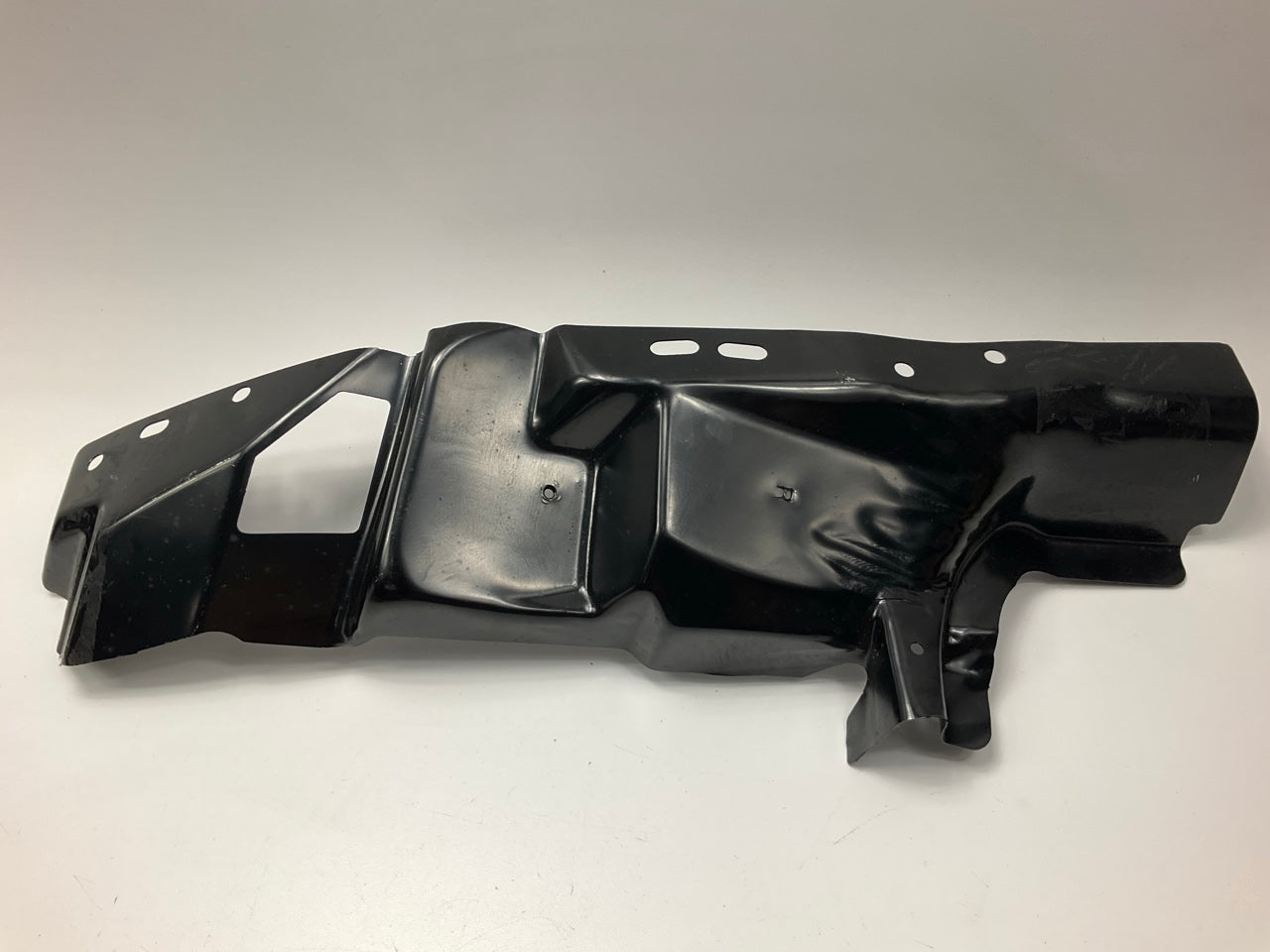 AFTERMARKET - Right Passenger Radiator Support For 01-05 Chrysler PT Cruiser