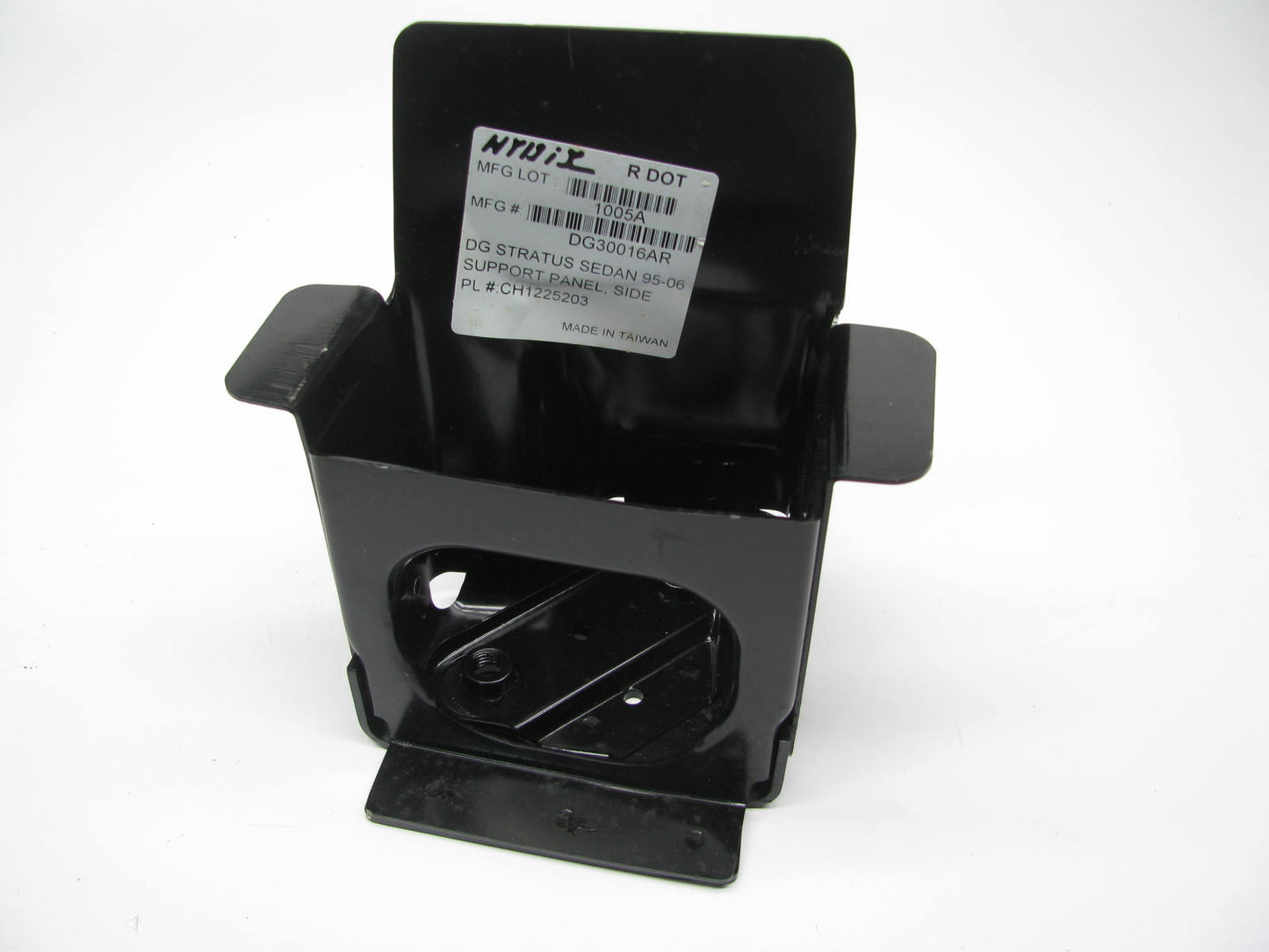 AFTERMARKET CH1225203 Right Radiator Support Bracket For 1995-2006 Stratus Sedan