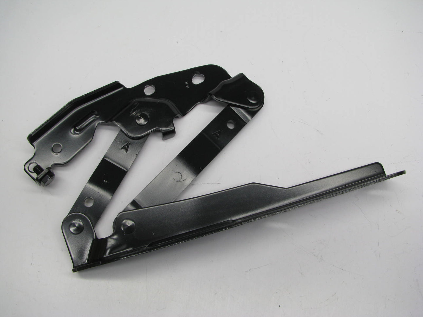 Hood Hinge Passenger Right Side CH1236121 For 2008-2016 Town & Country