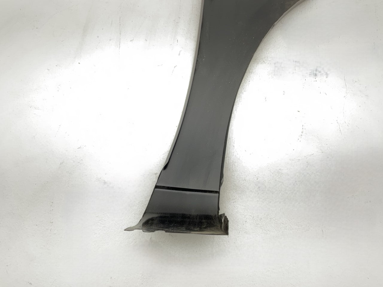 Scratched CR20001AL-D Front Left Fender For 2011-2014 Chrysler 200