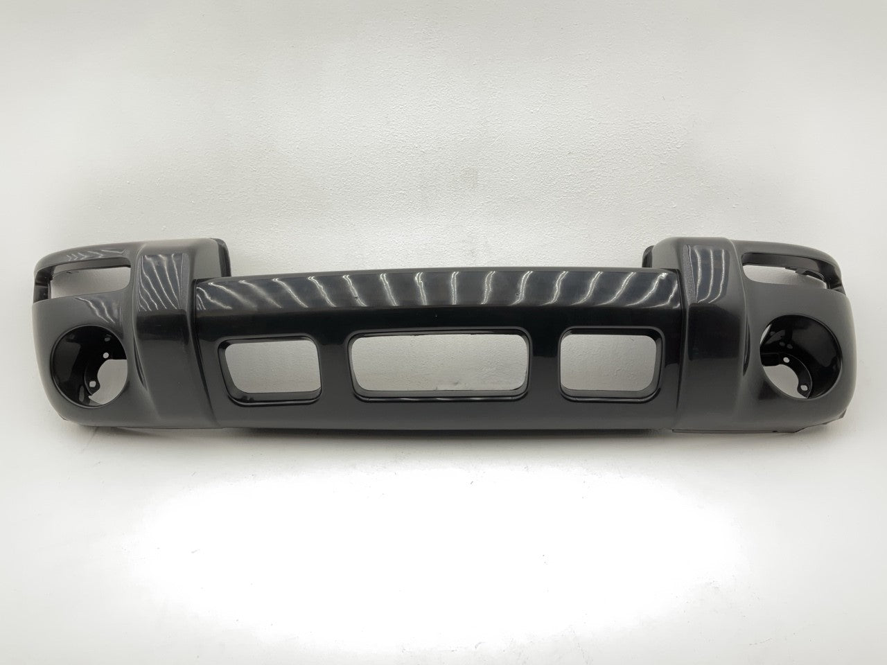 CRLB007AB Front Bumper Cover With Fog Light Holes For 2002-2004 Jeep Liberty