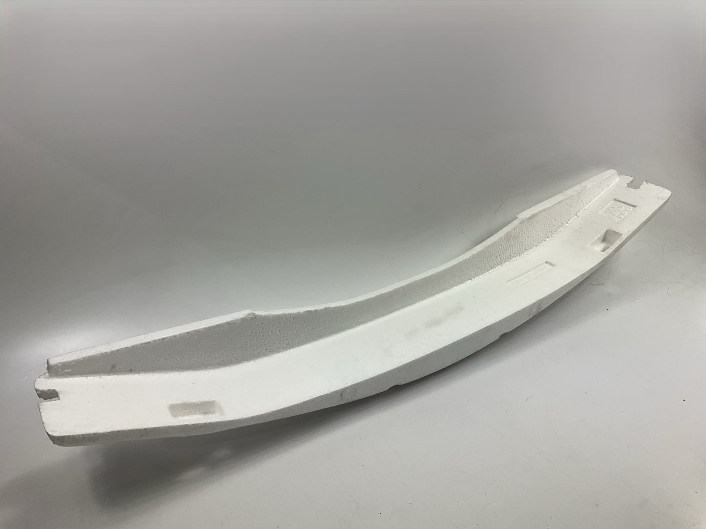 NEW CRPT037A0 Front Bumper Impact Absorber For 2001-2005 Chrysler PT Cruiser