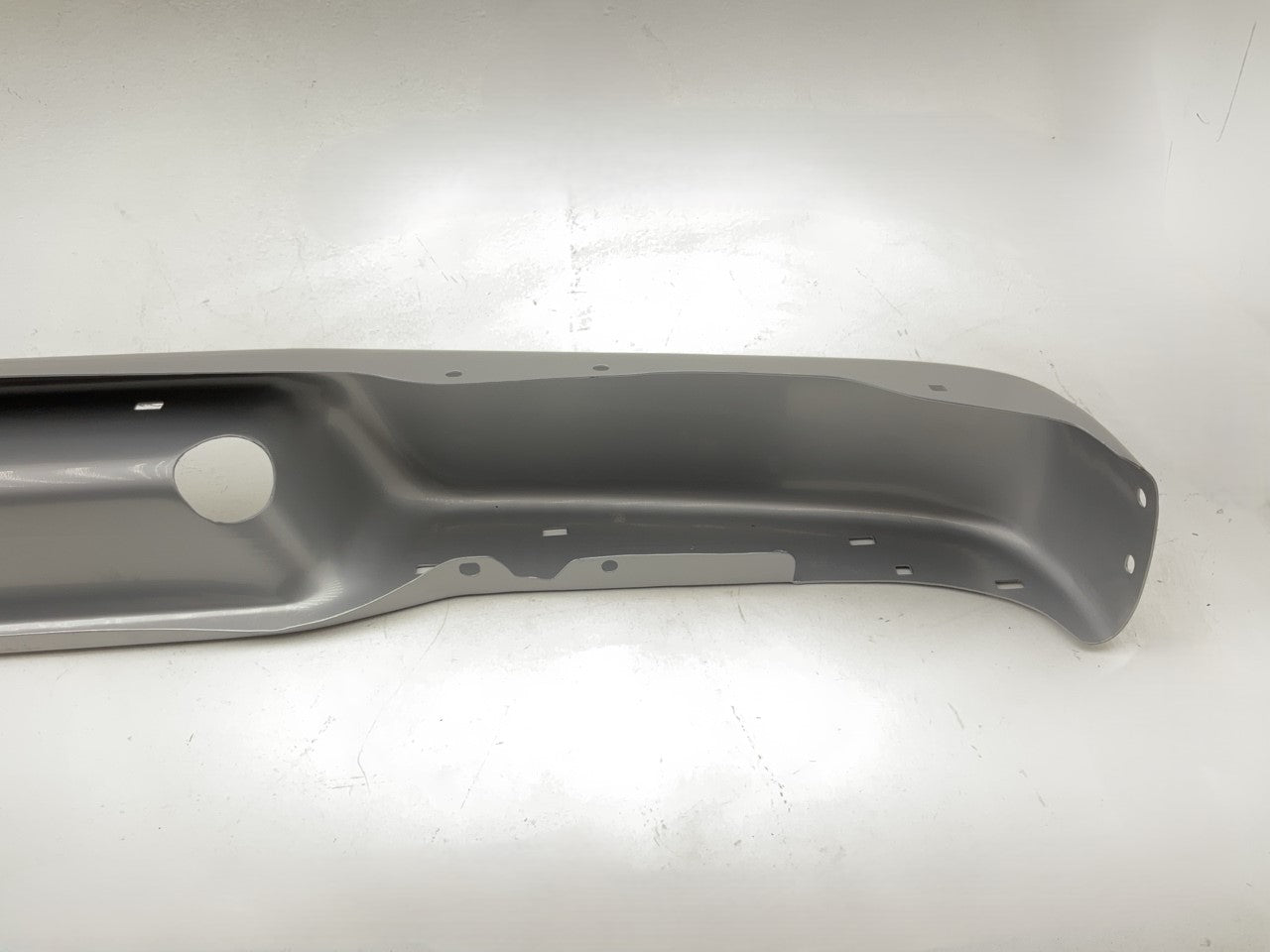 NEW AFTERMARKET CV40155B Rear Bumper 1996-2004 Chevy Express 1500 2500 3500 Van