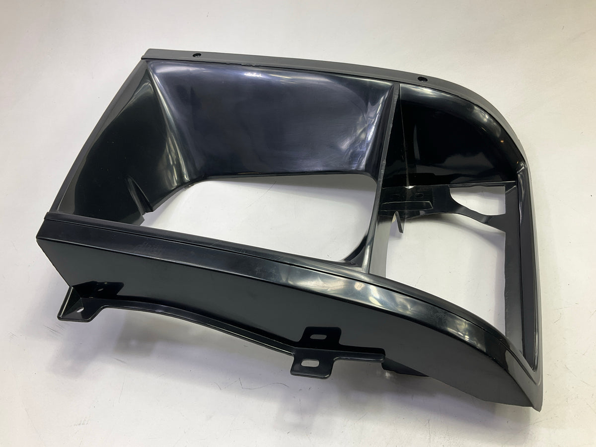 NEW AFTERMARKET Right Passenger Headlight Door Trim Bezel 85-94 Astro, Safari