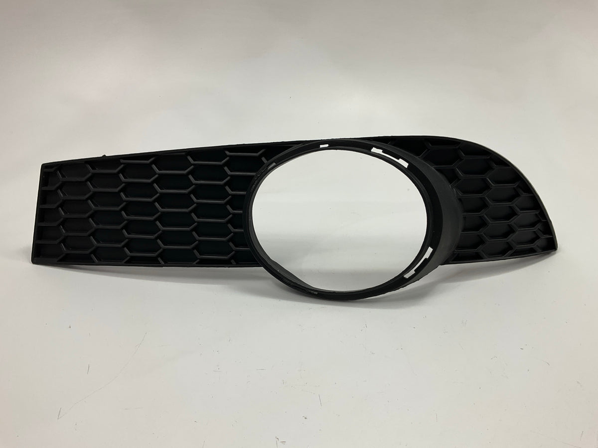 NEW AFTERMARKET Front Left Fog Light Bezel For 2009-2011 Chevy Aveo - GM1038116