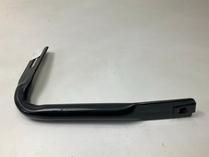 AFTERMARKET 2002-2006 Chevy Avalanche Front Right Bumper Reinforcement Bracket