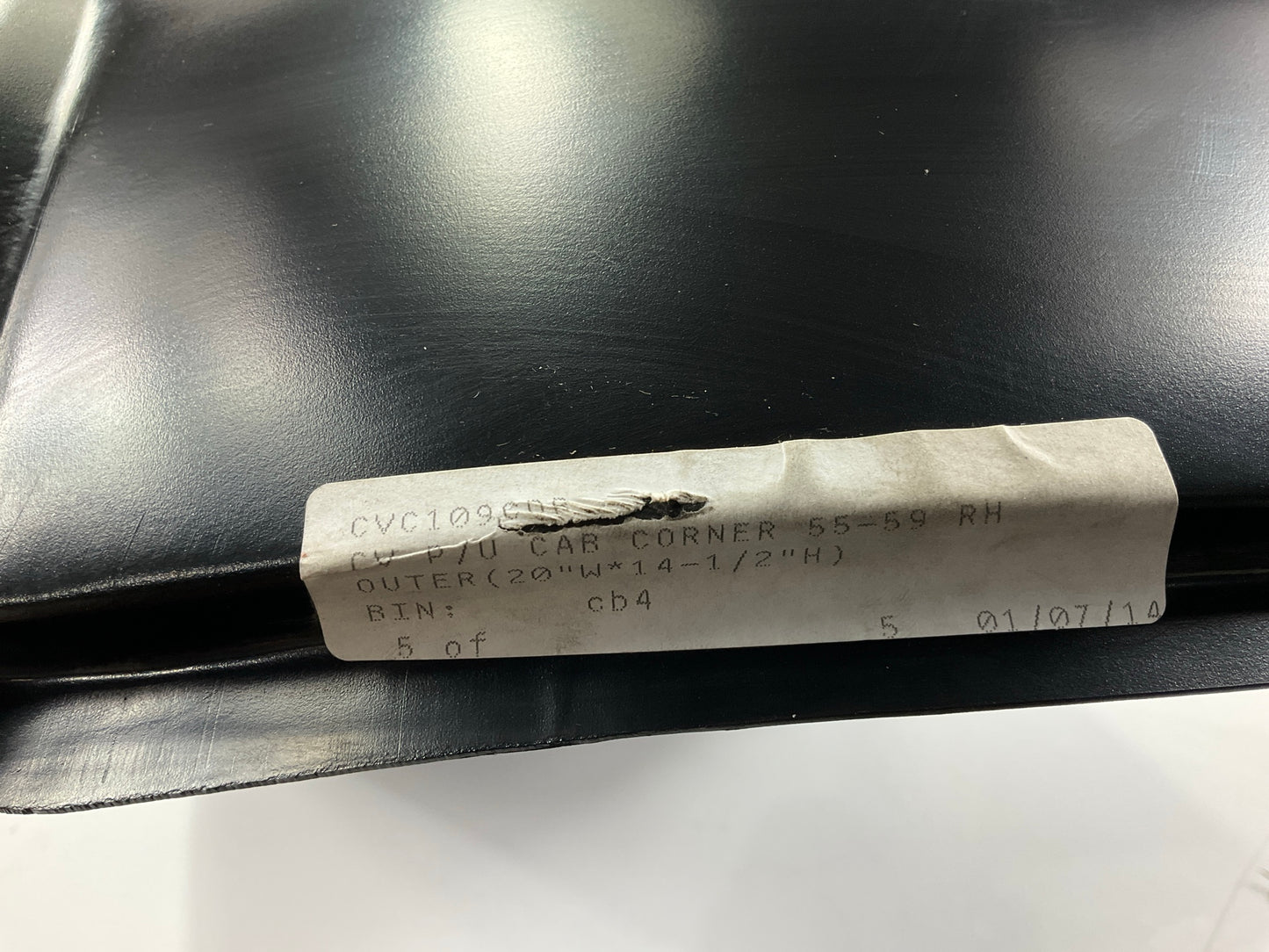 HAS SCRATCHES CVC109CDR 1955-1959 Chevrolet Pickup Cab Corner Right Side Outer