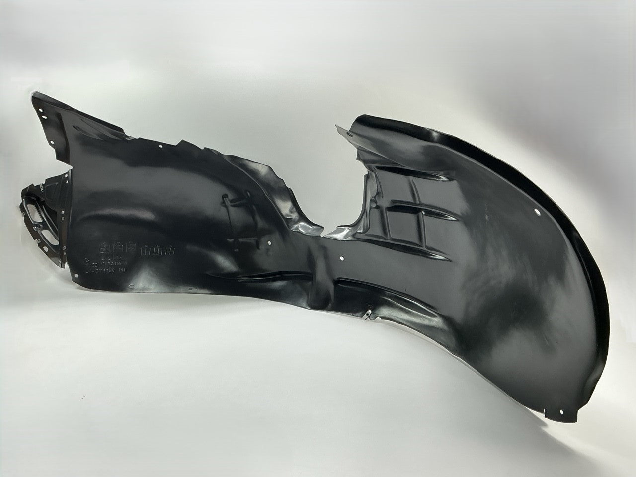 NEW AFTERMARKET Front Right Inner Fender Splash Shield Liner - GM1249265