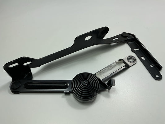 NEW - AFTERMARKET CVM2083AR Right Hood Hinge For 1981-1988 Chevrolet Monte Carlo