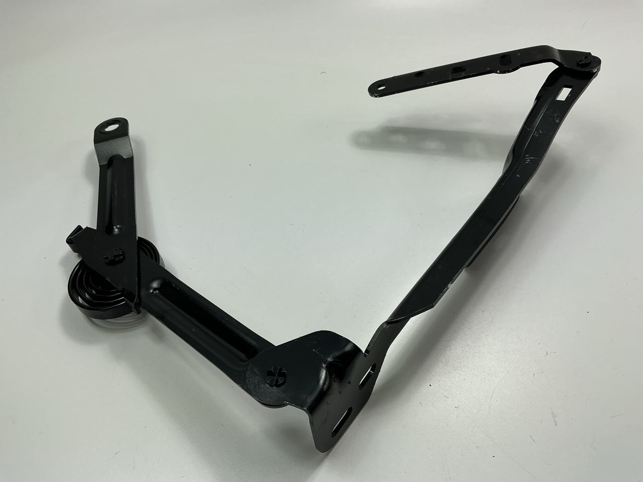 NEW - AFTERMARKET CVM2083AR Right Hood Hinge For 1981-1988 Chevrolet Monte Carlo
