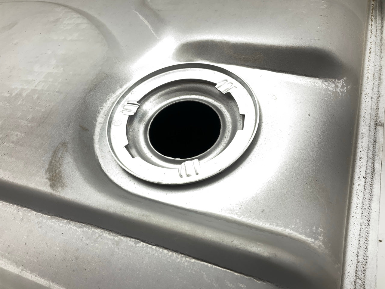 AFTERMARKET - Fuel Gas Tank 18 Gallon W/O EEC For 1968-70 Chevy Nova