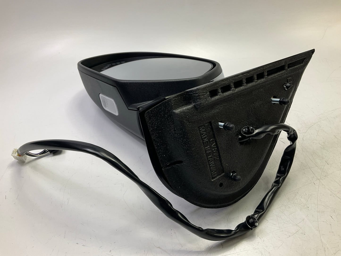 NEW AFTERMARKET Heated W/ Turn Signal LEFT Door Mirror 2007-14 Tahoe, Suburban