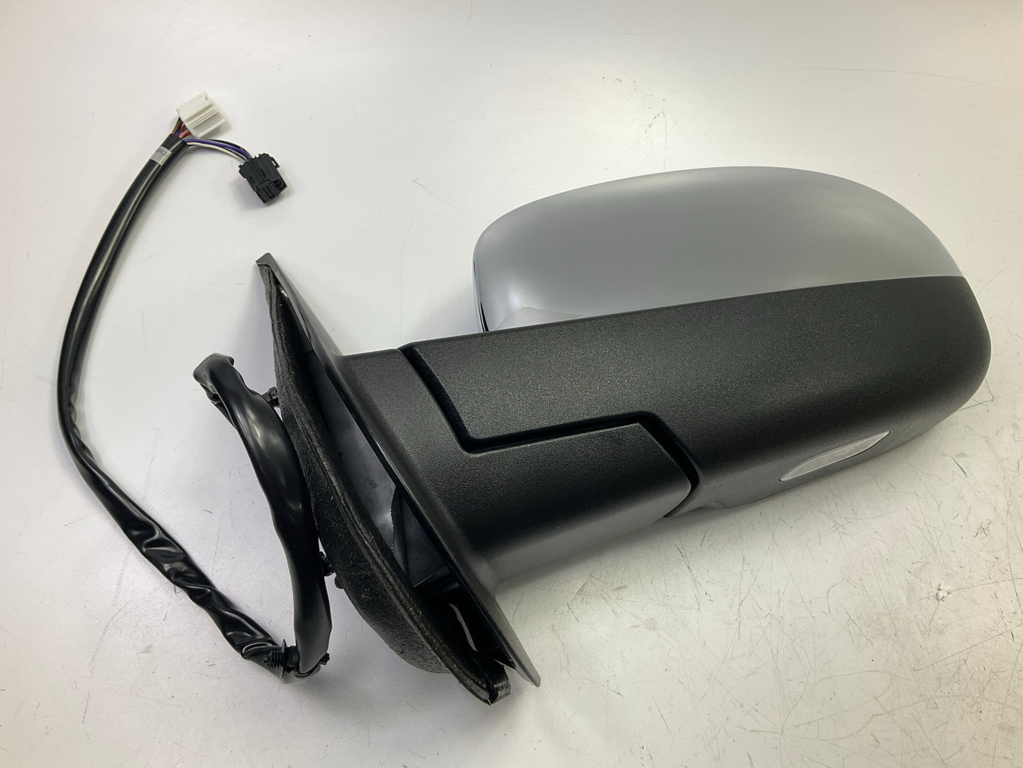 NEW AFTERMARKET Heated W/ Turn Signal LEFT Door Mirror 2007-14 Tahoe, Suburban
