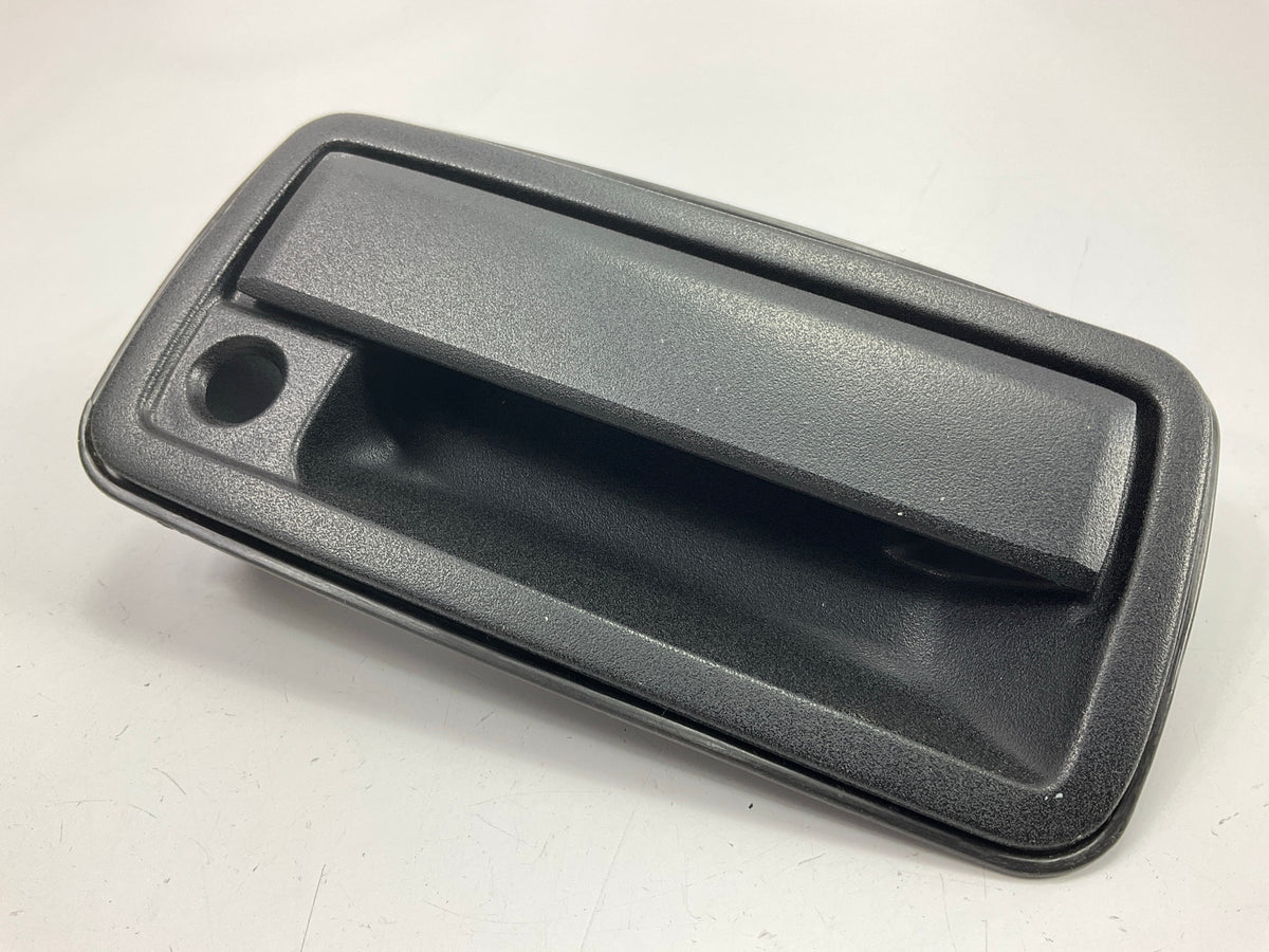 NEW AFTERMARKET Front Right Exterior Door Handle W/ Key Hole