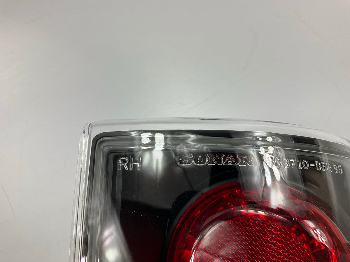 NEW AFTERMARKET Tail Light Lamp Housing For 1995-05 Chevy Blazer, Jimmy