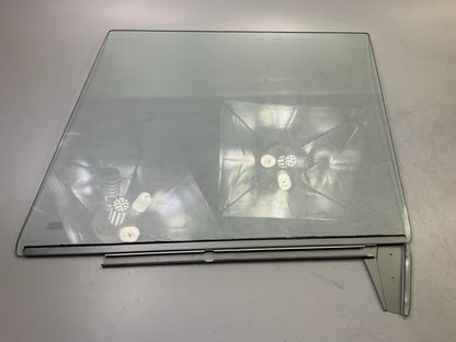NEW AFTERMARKET CVSU08GAR Front Right Glass 1970-1972 C10 C20 K10 K20 Suburban