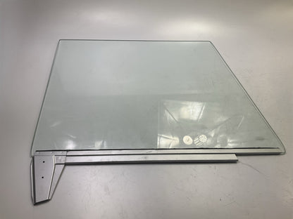NEW AFTERMARKET CVSU08GAR Front Right Glass 1970-1972 C10 C20 K10 K20 Suburban
