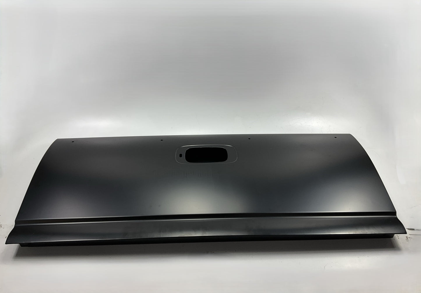 NEW CVT1003H0 Tailgate Tail Gate Shell  1999-2006 Silverado 1500, Sierra 1500