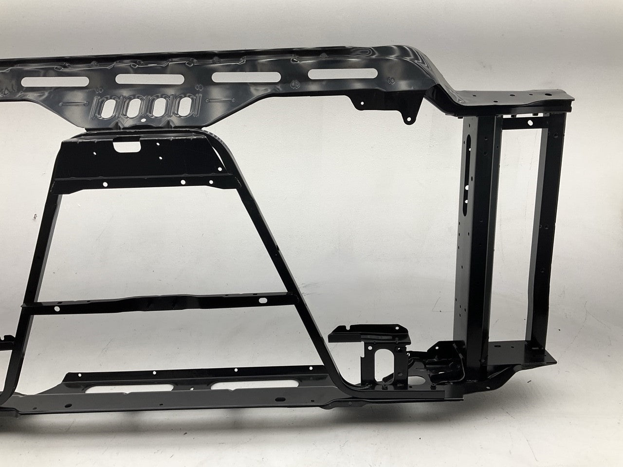 NEW AFTERMARKET Radiator Support 2011-14 Chevy GMC 2500 3500 HD, 22825905