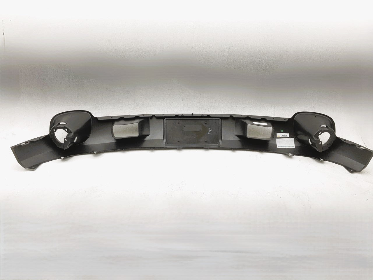 NEW AFTERMARKET Front Lower Valance Panel Air Deflector GM1092216