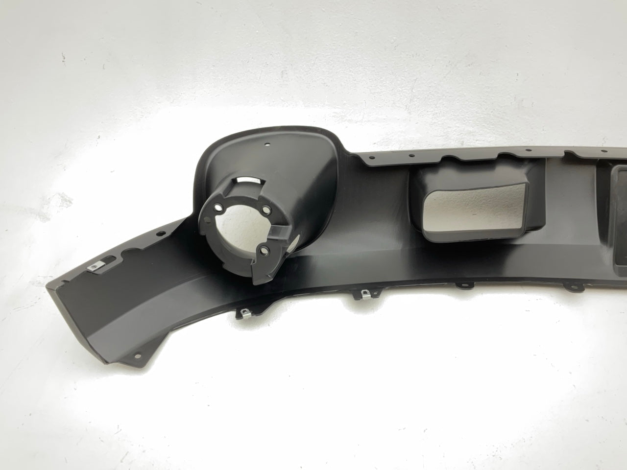 NEW AFTERMARKET Front Lower Valance Panel Air Deflector GM1092216