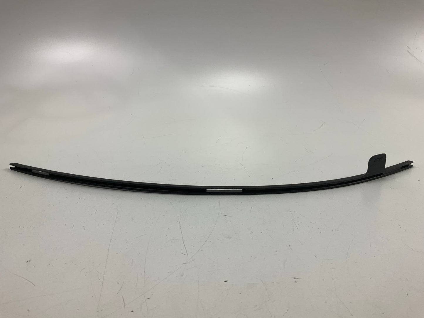 NEW AFTERMARKET Front Right Bumper Filler 2011-14 Silverado 2500 3500, 25883359
