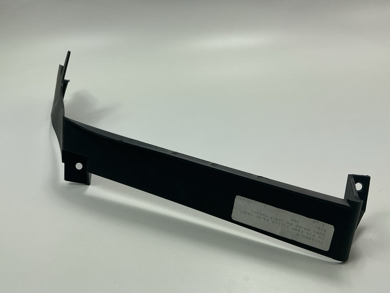 NEW - AFTERMARKET CVT1006LR Front Right Bumper To Body Filler Trim Panel