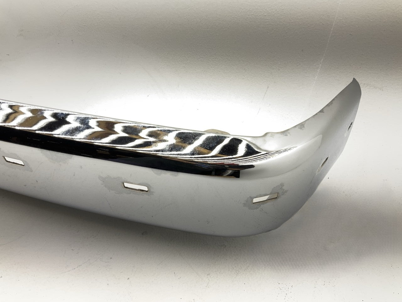 CVT1008GC Front Chrome Steel Bumper 1988-99 Chevy C1500 K1500, 88-00 C2500 K2500