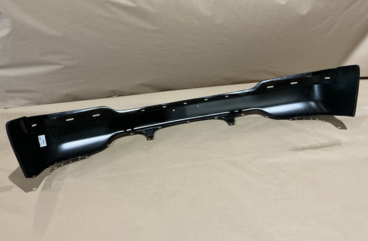 CVT1008QB Front Bumper 99-02 GMC Sierra 1500, 01-02 Sierra 2500 HD Painted Black