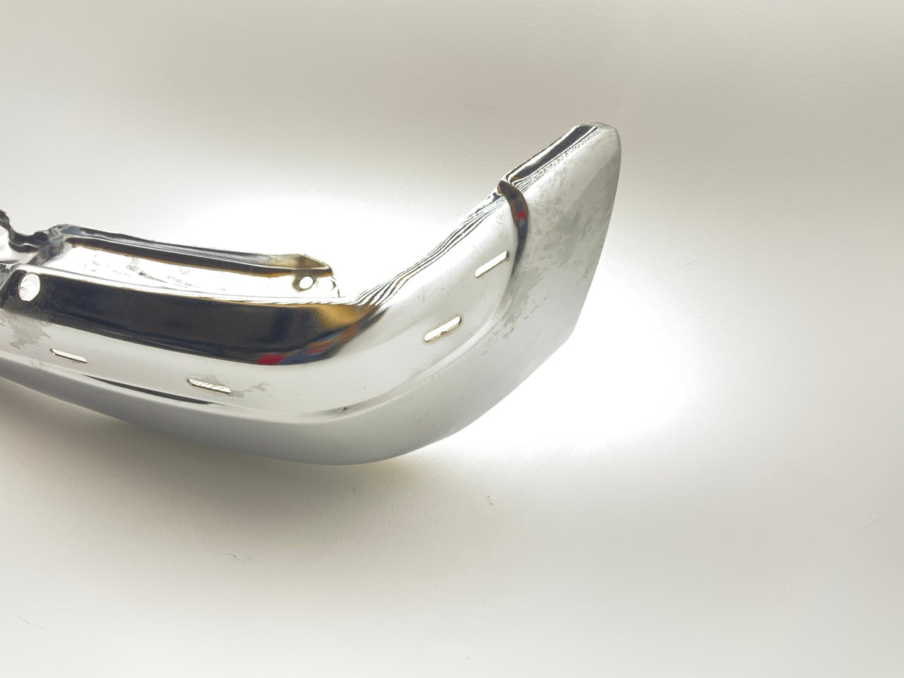 New Replacement Chrome Front Bumper Bar 1999-2002 GMC Sierra, 00-06 Yukon