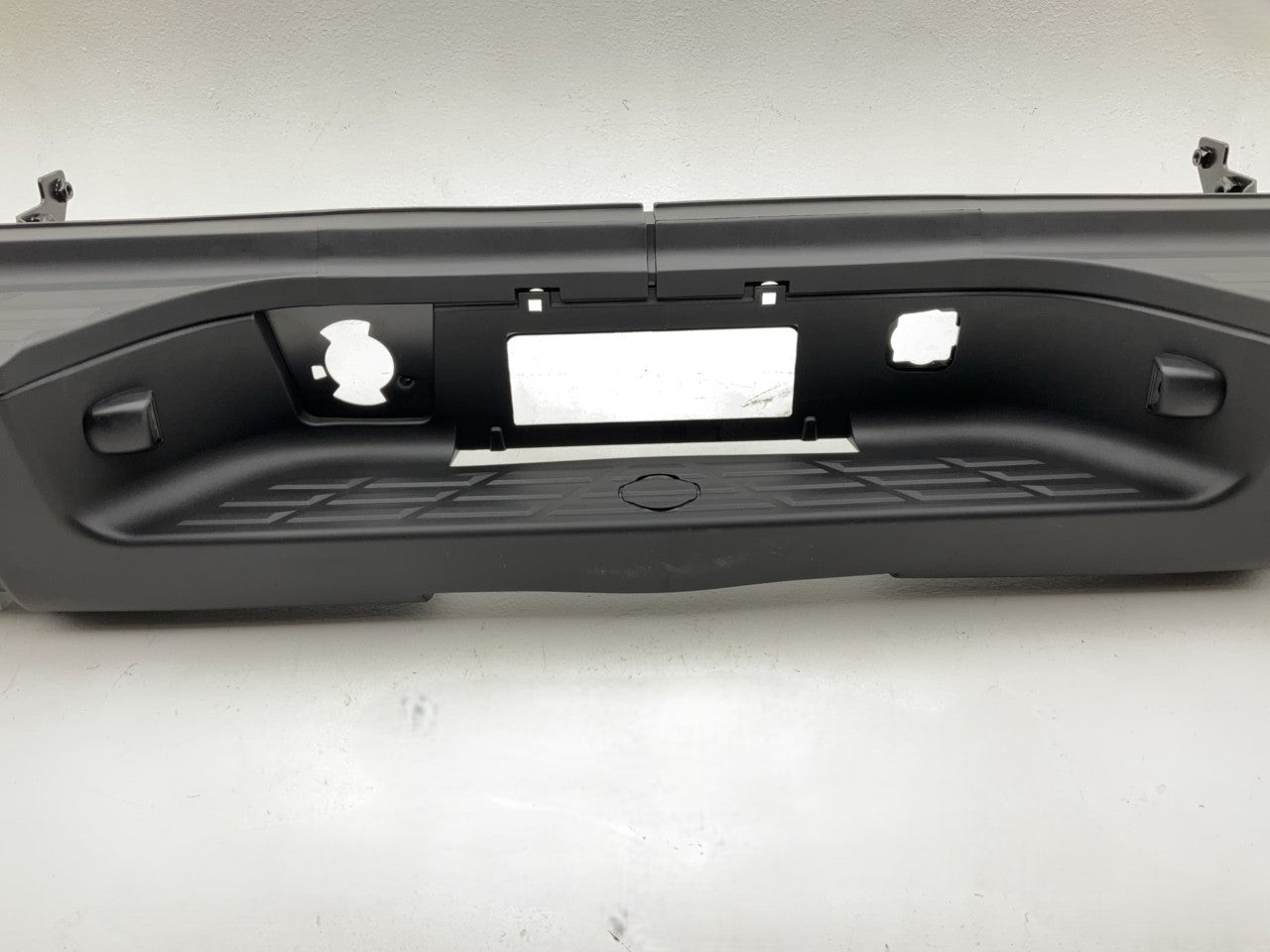 NEW AFTERMARKET CVT1018HB Rear Steel Bumper 11-13 Silverado Sierra 2500 3500 HD