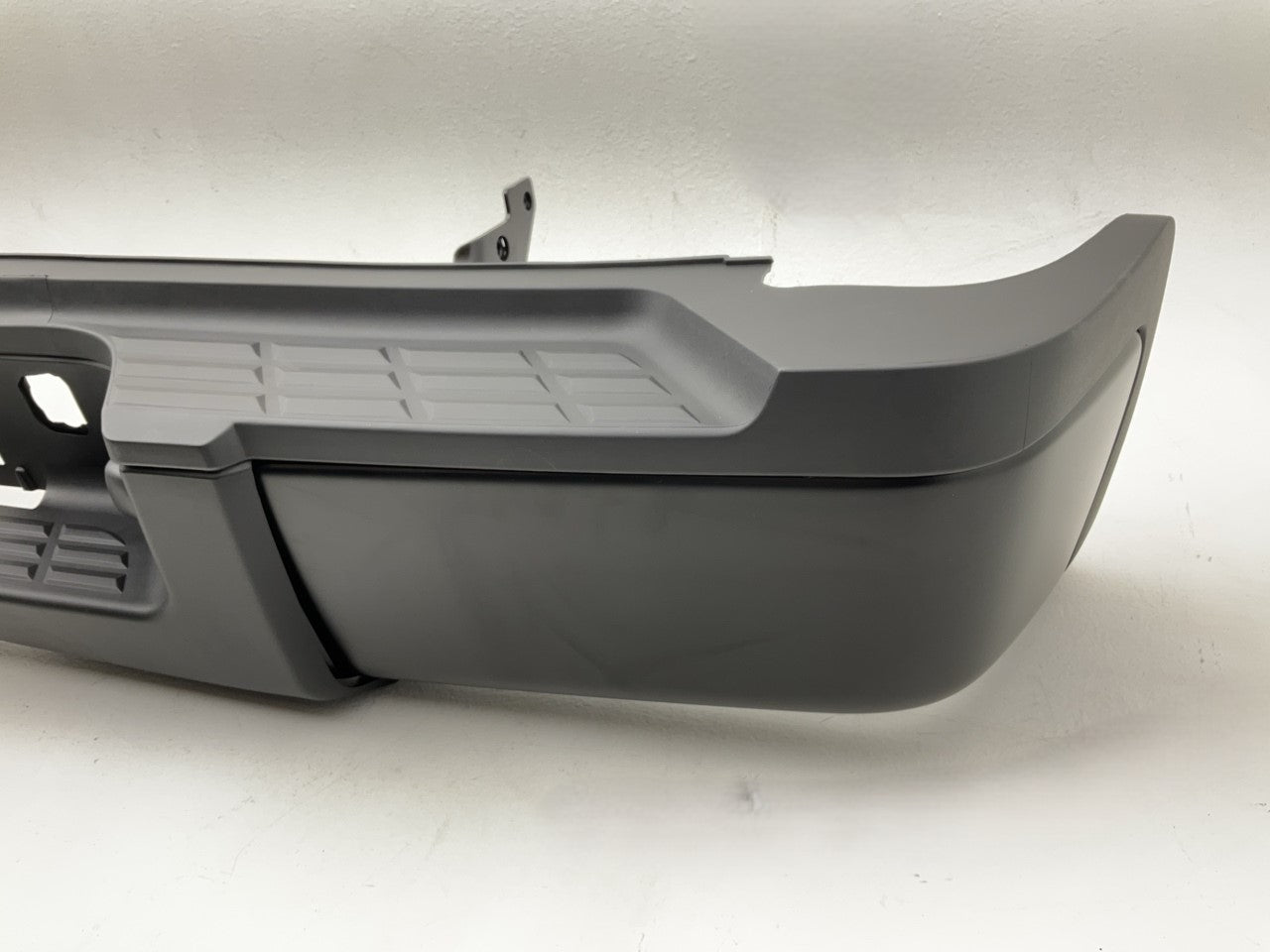 NEW AFTERMARKET CVT1018HB Rear Steel Bumper 11-13 Silverado Sierra 2500 3500 HD