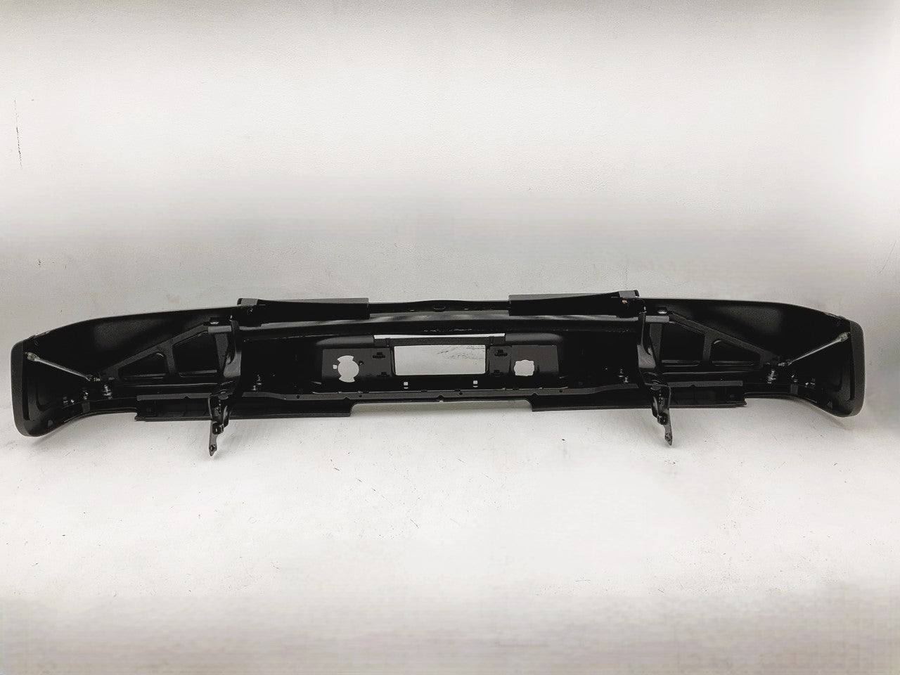 NEW CVT1018HG Steel Rear Bumper For 2011-2012 Silverado Sierra 3500 HD Dually
