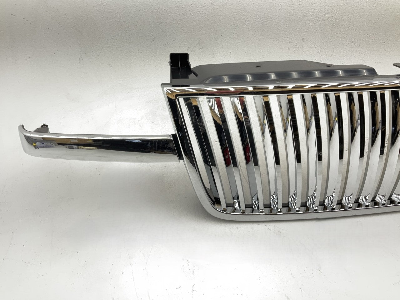 AFTERMARKET Front Vertical Hood Chrome Grille Replaces # 88968933