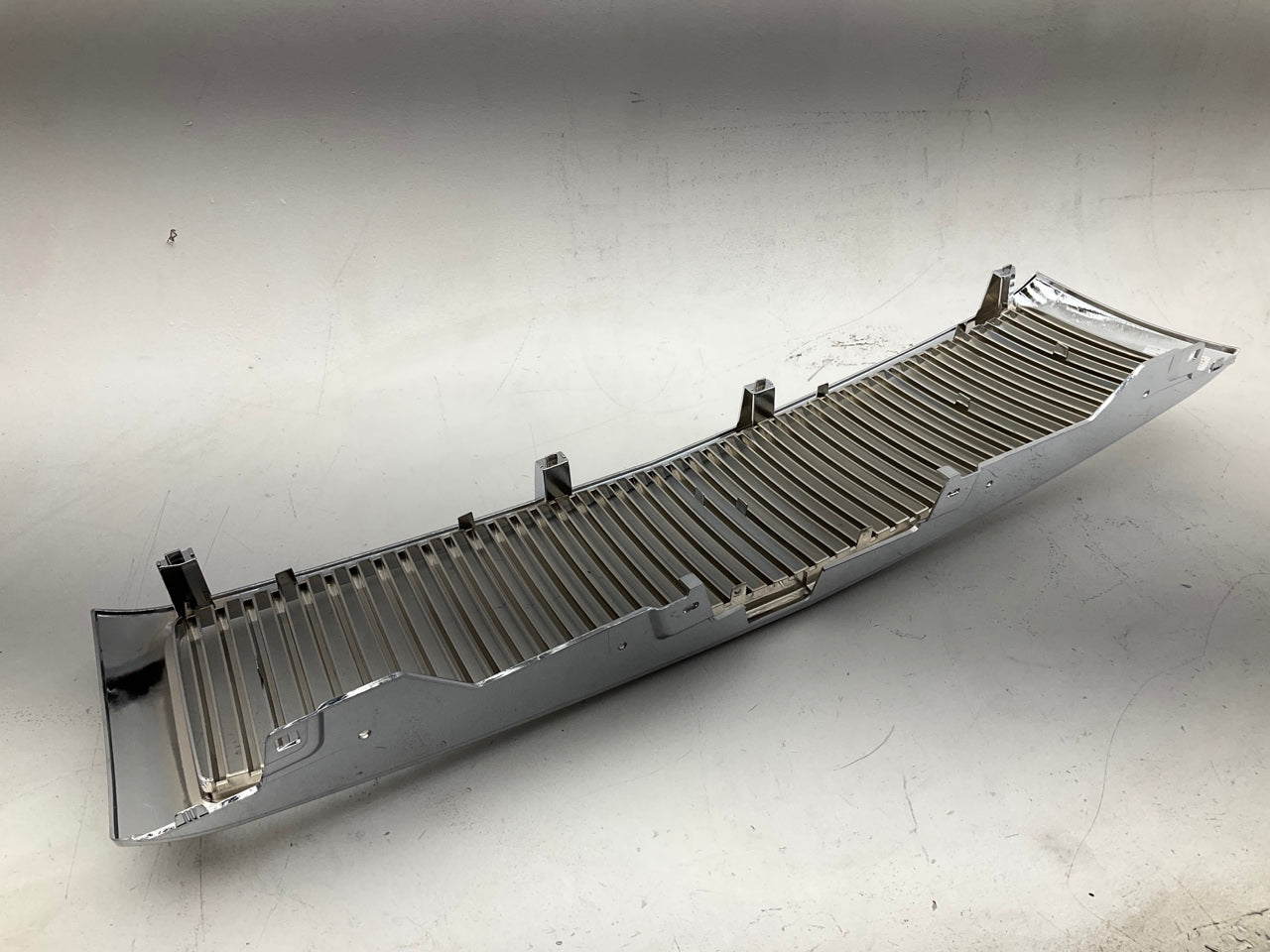 NEW AFTERMARKET 2007-2013 Chevy Silverado Billet Chrome Vertical Grille CVT1070D