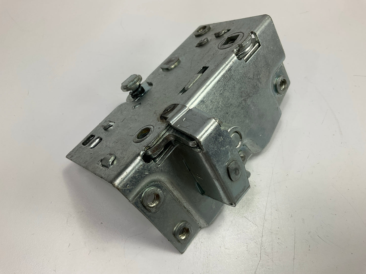CVT1083UR 1947 1948 1949 1950 1951 Chevy Truck Pickup Door Latch Right Passenger