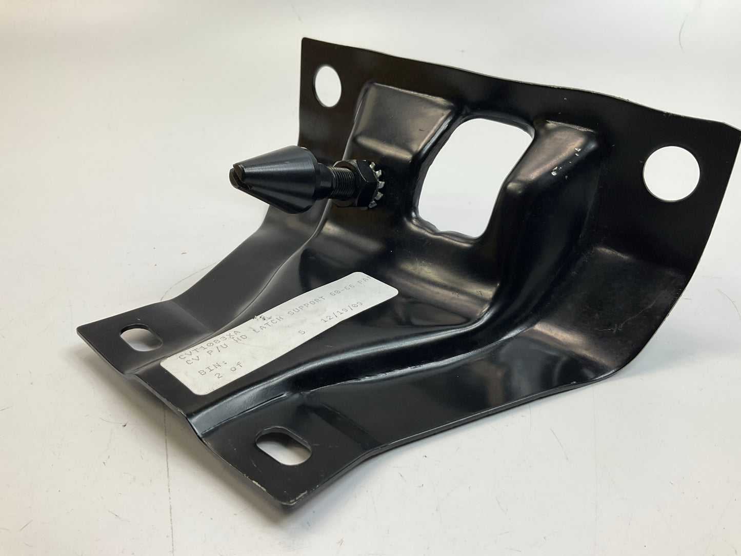 NEW AFTERMARKET CVT1083XA 1960-1966 Chevy C10 C20 Hood Latch Support Bracket