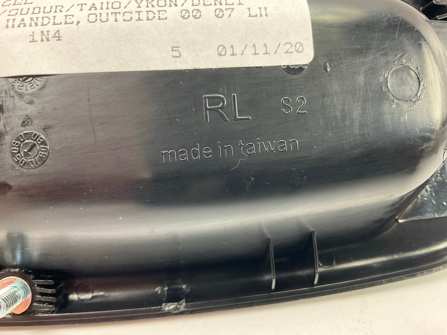 NEW AFTERMARKET CVT1086EL Rear Left Door Handle For 2001-2006 Chevrolet Tahoe