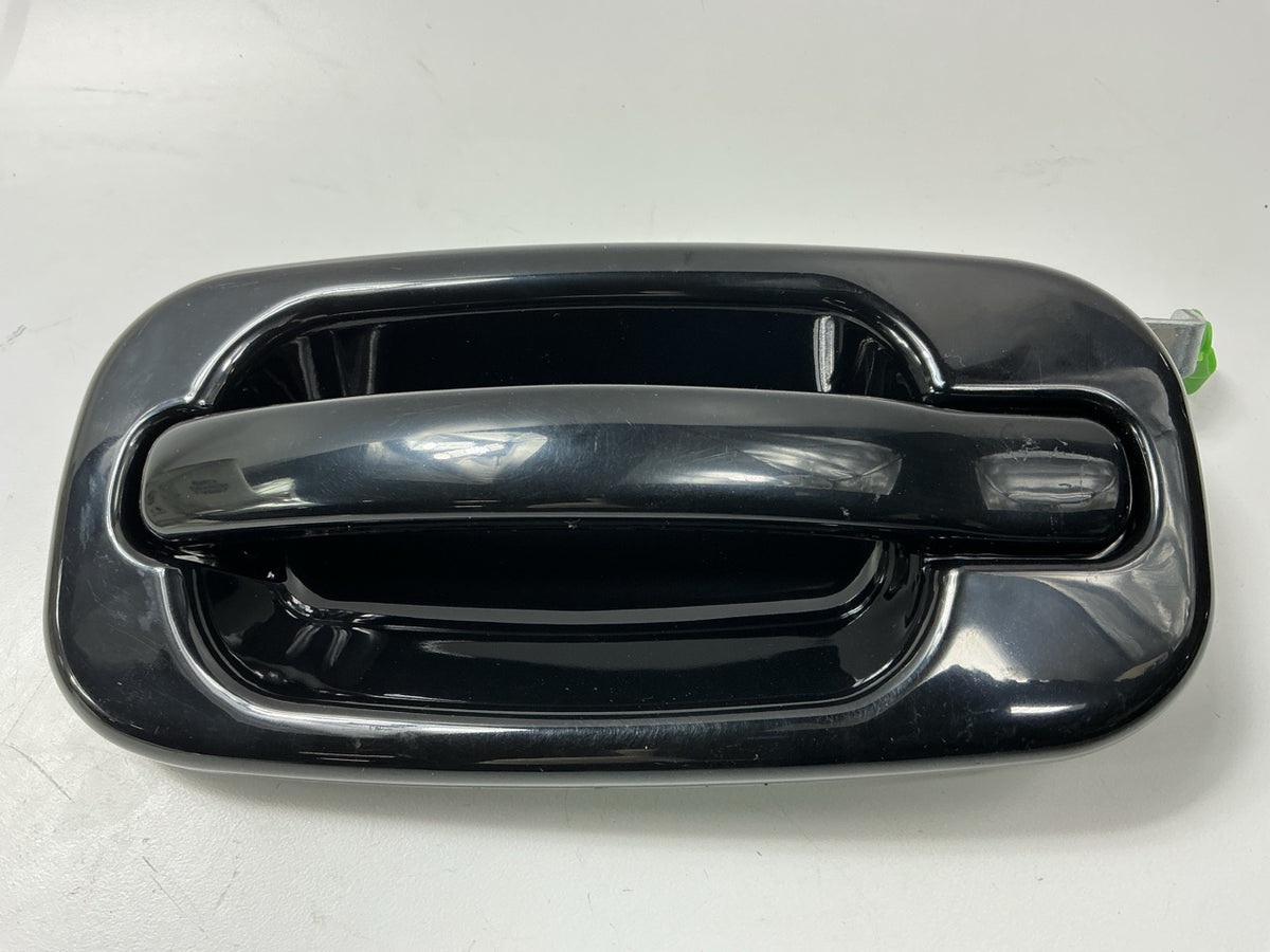 NEW AFTERMARKET Rear Left Exteior Door Handle 2002-06 Avalanche - Smooth Black