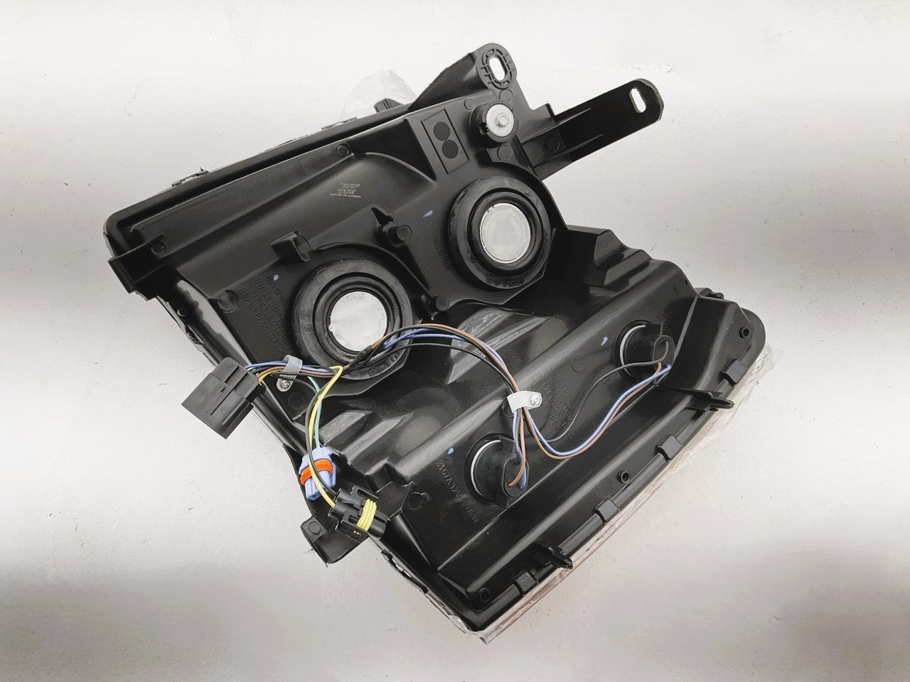 NEW AFTERMARKET - Right Passenger Side Headlight Headlamp CVT1091RA2