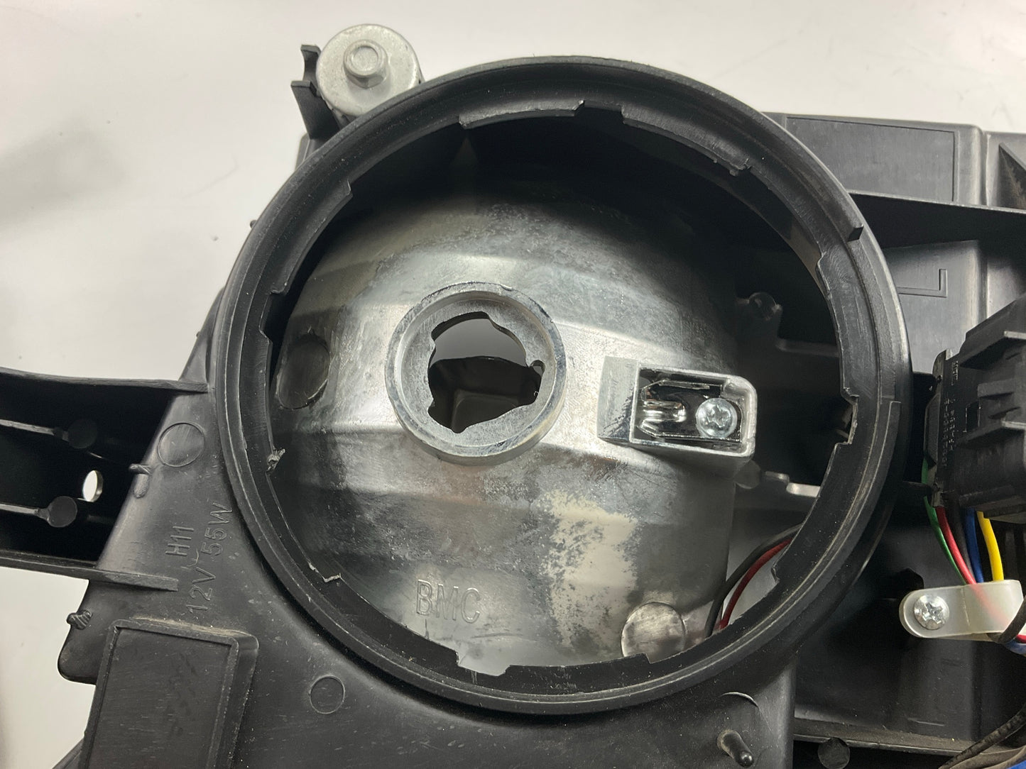 MISSING COVERS -  Left + Right Headlight Headlamp Set 14-15 Chevy Silverado 1500