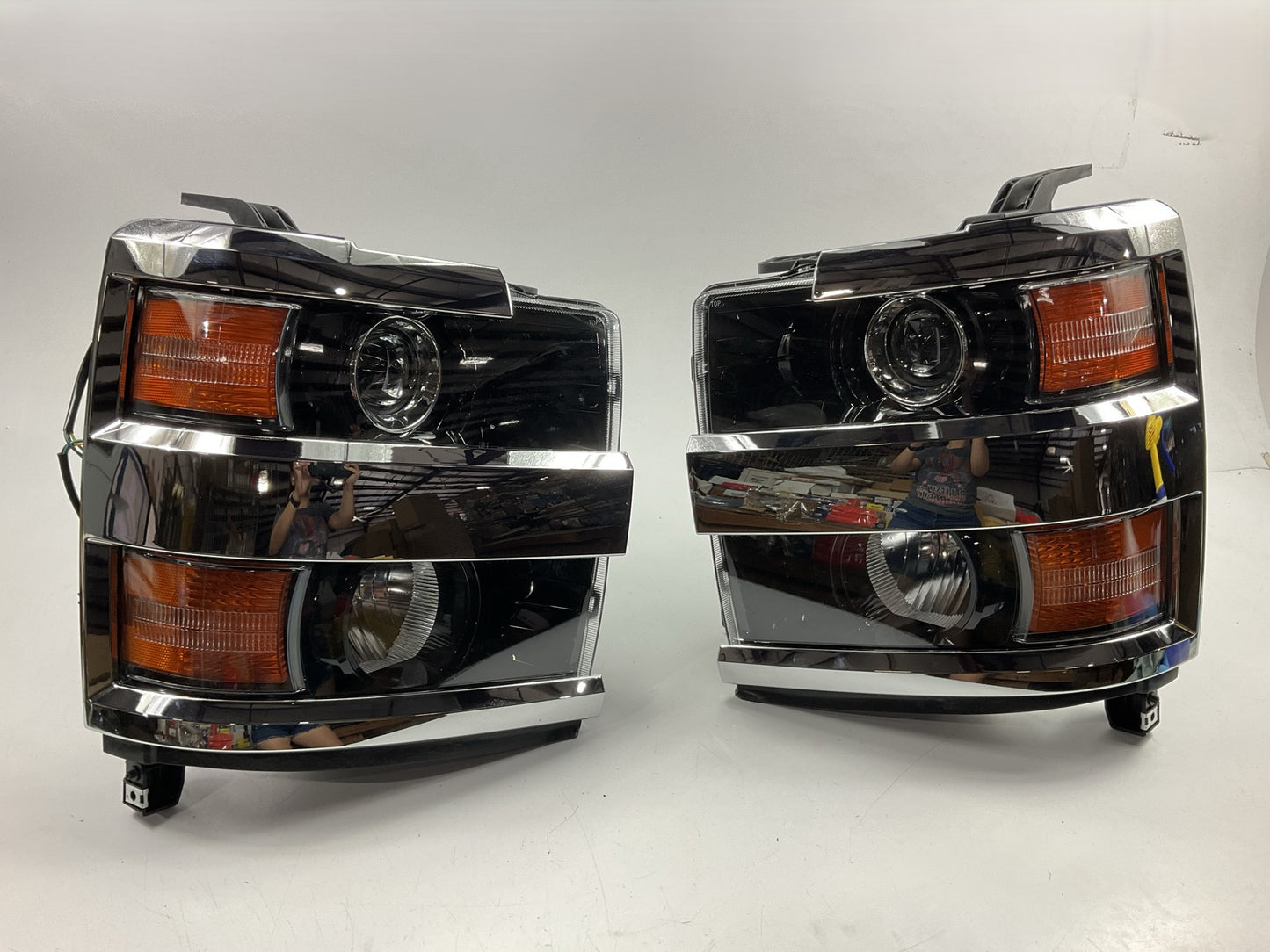 Chrome Headlights - 2015-2019 Chevy Silverado 2500HD 3500 HD Halogen Pair L+R