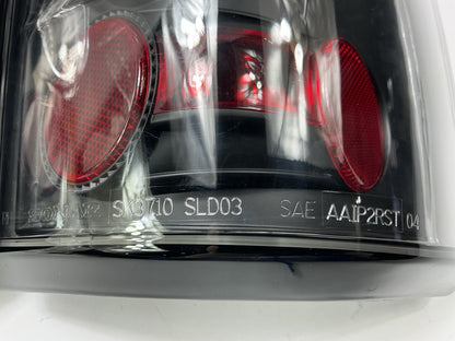 AFTERMARKET Rear Tail Brake Light Lamp Set (Black) For 2003-2006 Chevy Silverado