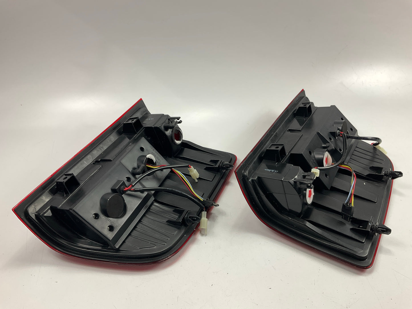 2007-2013 Chevy Silverado 1500 2500 3500 LED Tail Light Brake Lights Pair Set