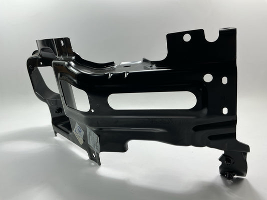 Bumper Outer Retainer Bracket Front Right Side For 15-19 Silverado 2500HD/3500HD